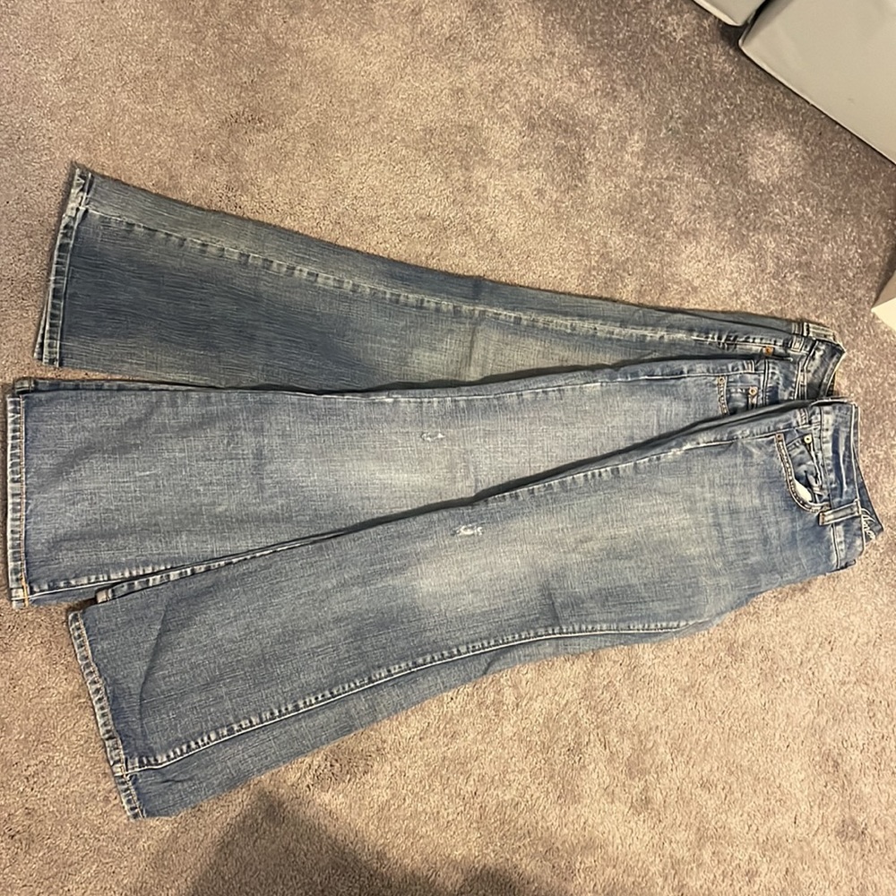 3 Pairs of American Eagle Size 6 Boyfriend Jeans